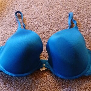 Elegant Blue Full-Coverage Bra